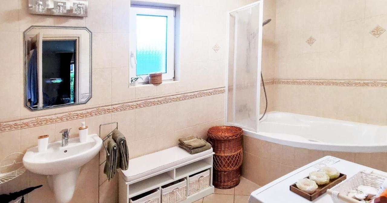 Mediterrania Apartment Keszthely Eksteriør billede